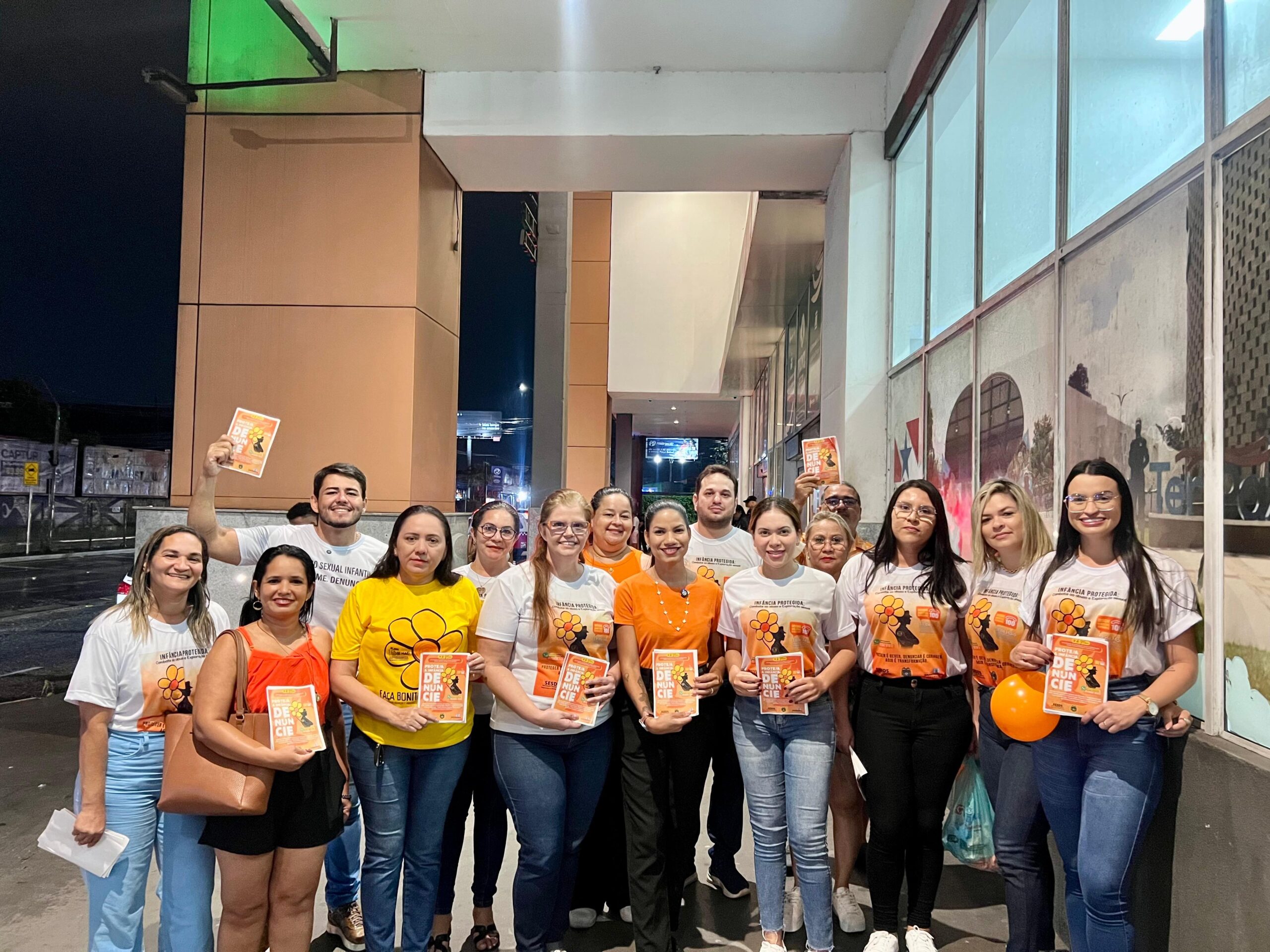 Conscientização no Maio Laranja destaca importância da denúncia e prevenção de abusos.